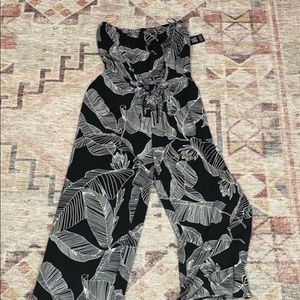 Leave print Strapless Jumpsuit